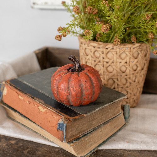 2.75" ORANGE SHORT PUMPKIN