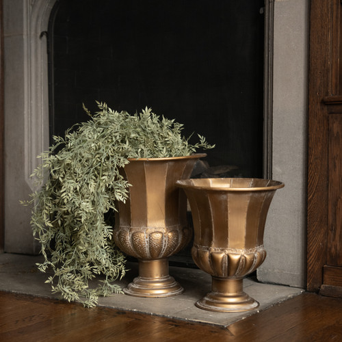 SET/ 2 GOLD URNS