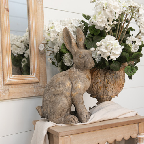 BUNNY STATUETTE