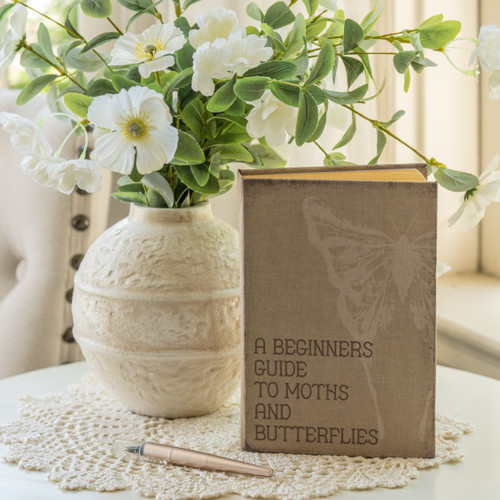 8.5" A BEGINNER'S GUIDE TO MOTHS AND BUTTERFLIES JOURNAL