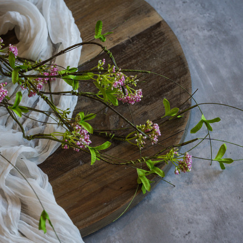 37" PINK BOXWOOD & WILDFLOWER VINE SPRAY