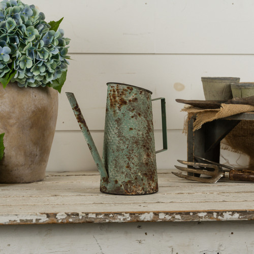 TEXTURED BLUE WATERING CAN