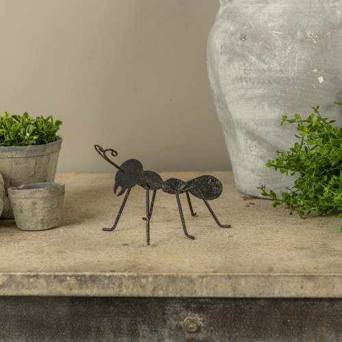 6" METAL ANT