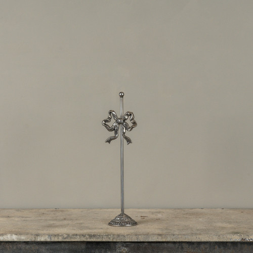 15.25" PEWTER WREATH STAND W/ BOW