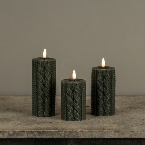 5" DARK GREEN SWEATER 3D FLAME CANDLE