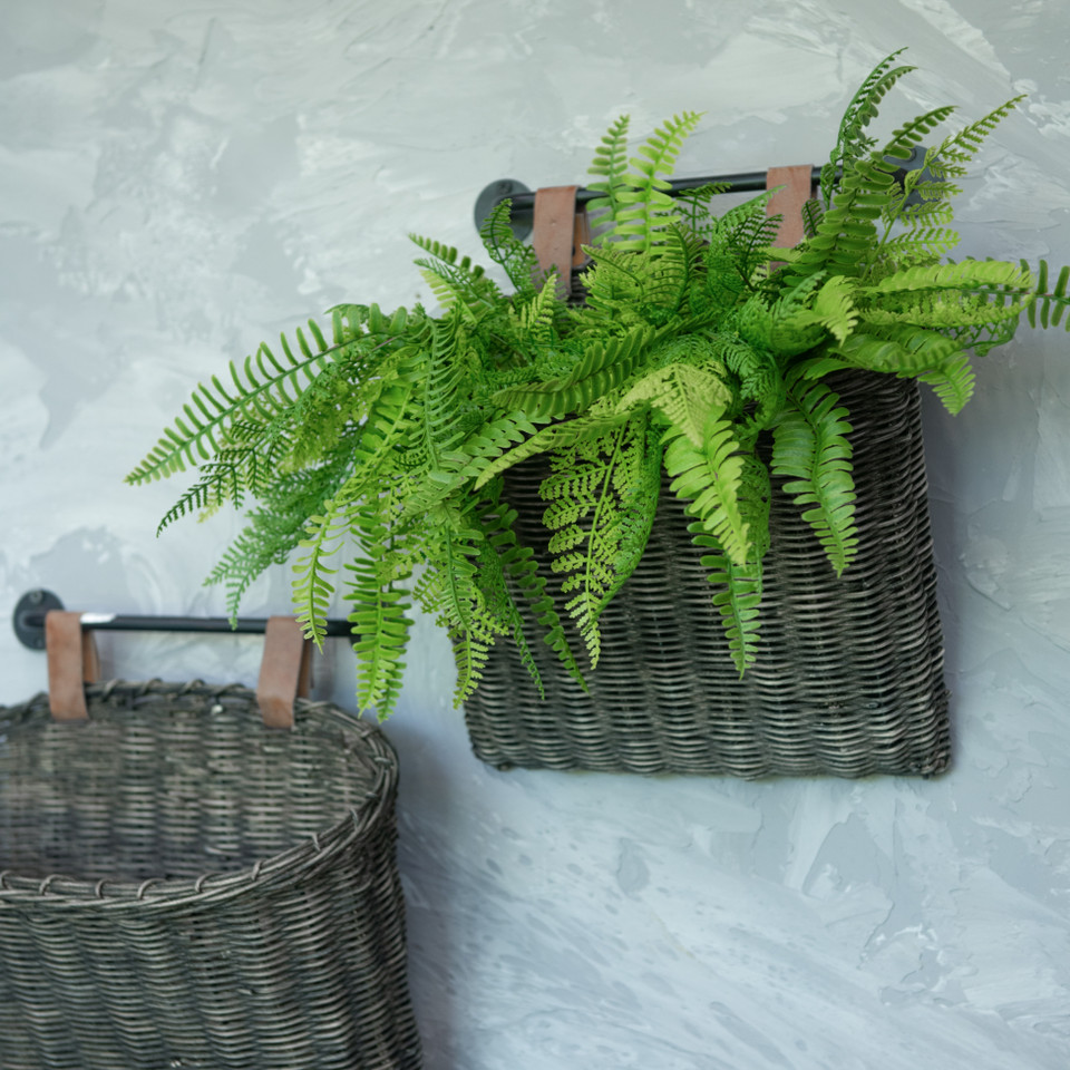 12" SWORD FERN & CEDAR BUSH