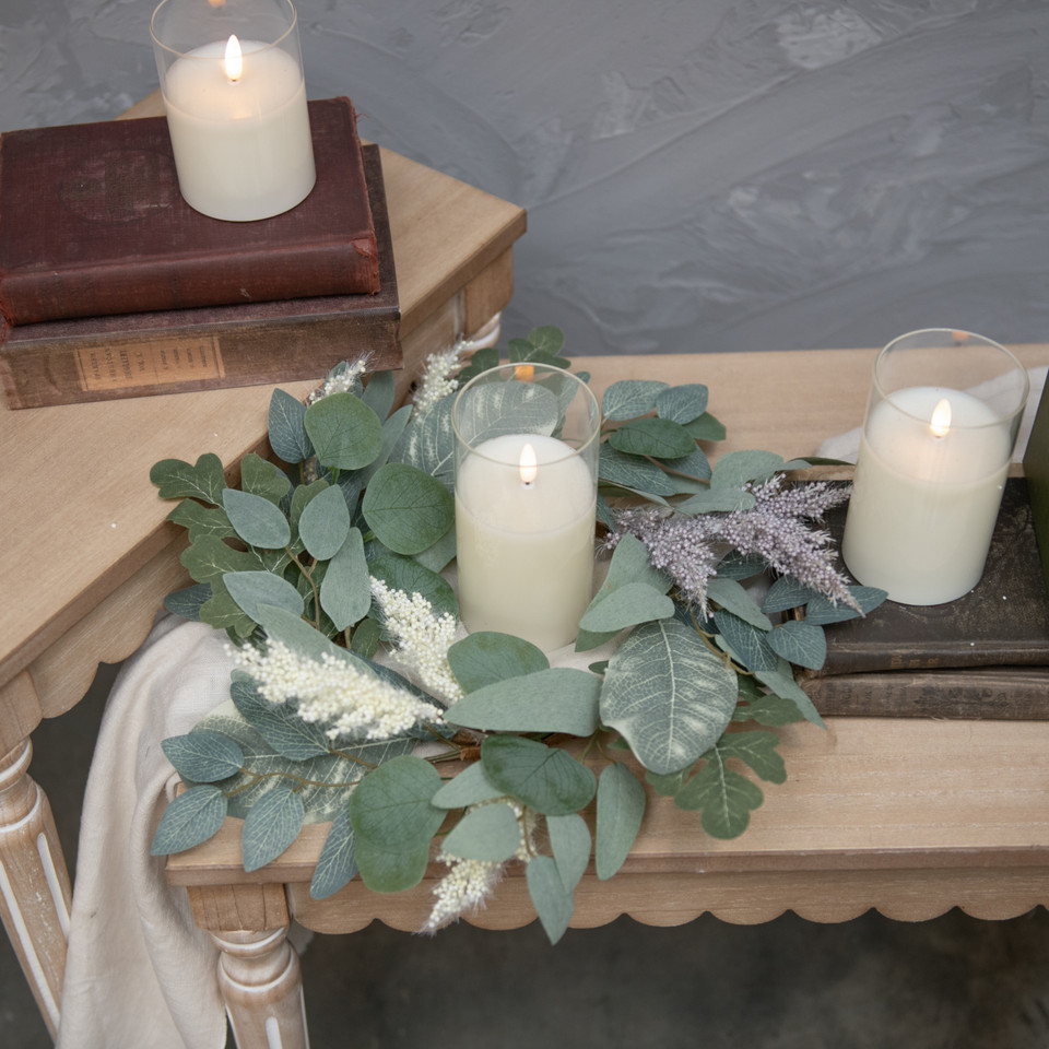 14" EUCALYPTUS W/ CREAM & PURPLE HEATHER CANDLE RING