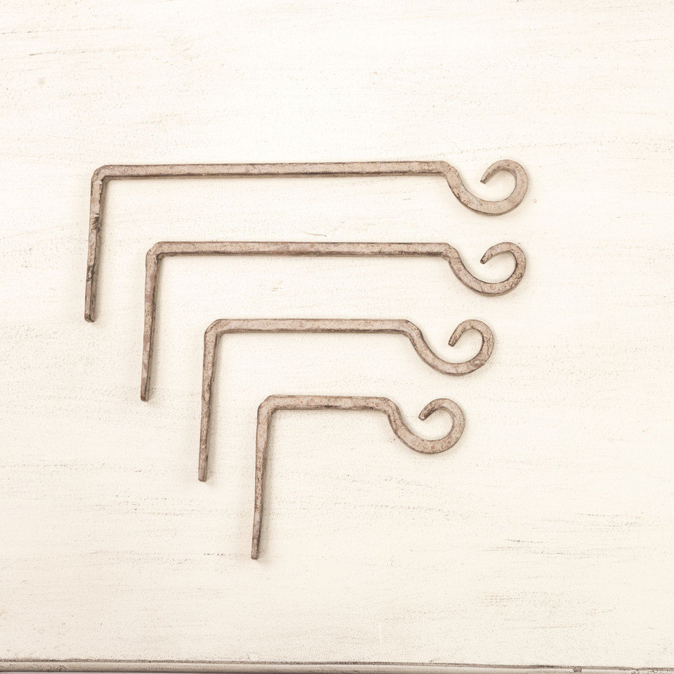 5.25" BEIGE UTILITY HOOK