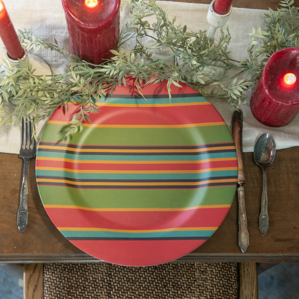 VINTAGE STRIPE CHARGER