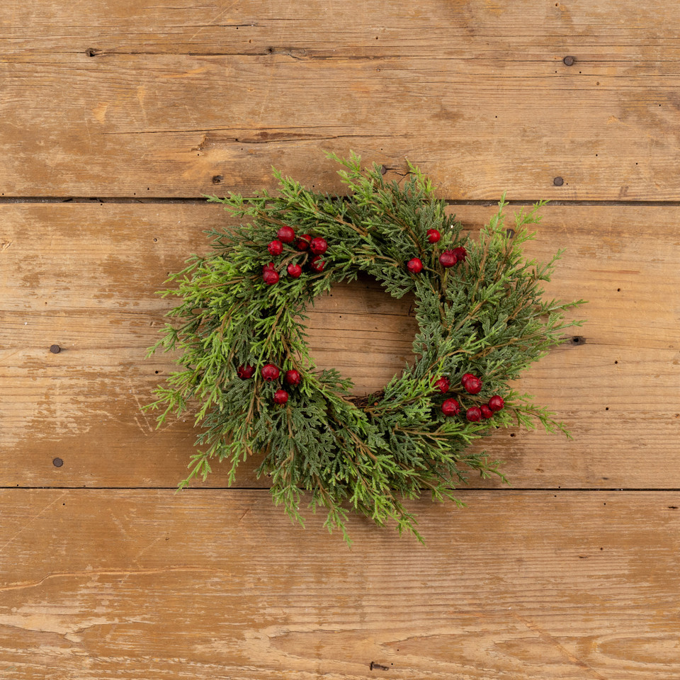 12" SOFT CEDAR & RED BERRY CANDLE RING