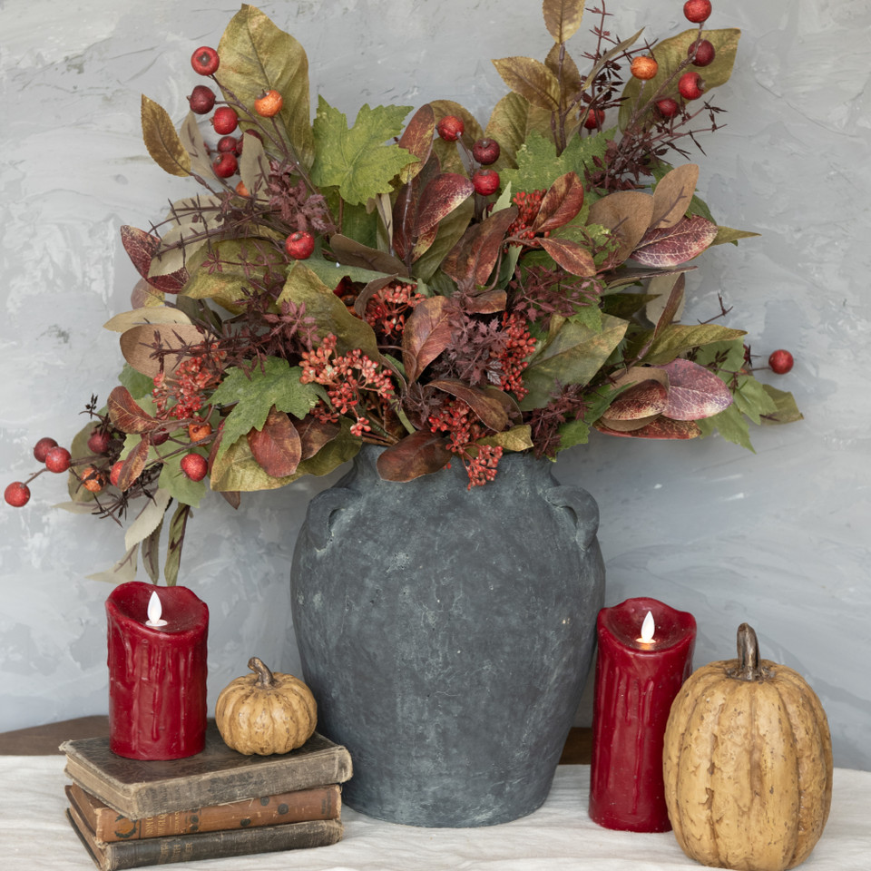 29" BURGUNDY BERRY & MIXED LEAF SPRAY
