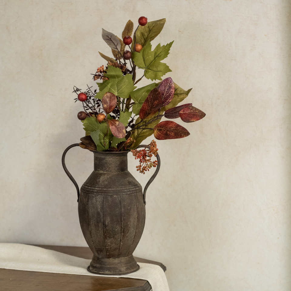 29" BURGUNDY BERRY & MIXED LEAF SPRAY