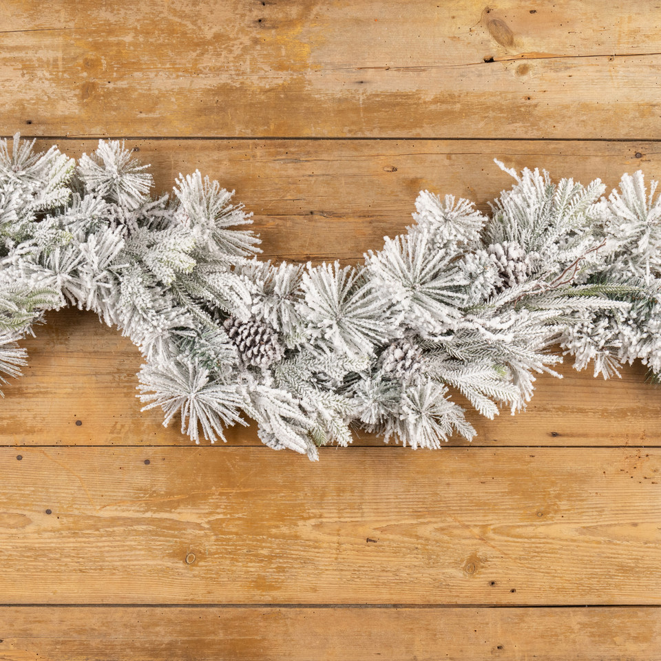 6' HEAVILY FLOCKED PINE GARLAND