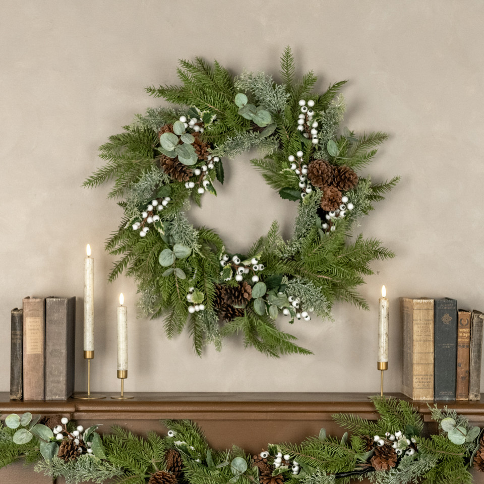 24" WHITEWASHED HEMLOCK WREATH W/ WHITE BERRIES