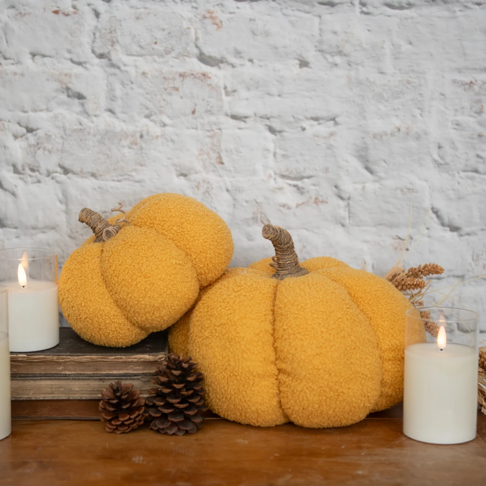 8" YELLOW BOUCLE PUMPKIN