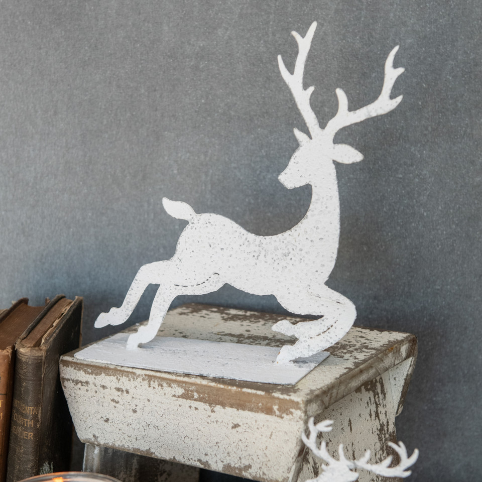 JUMPING WHITE METAL DEER