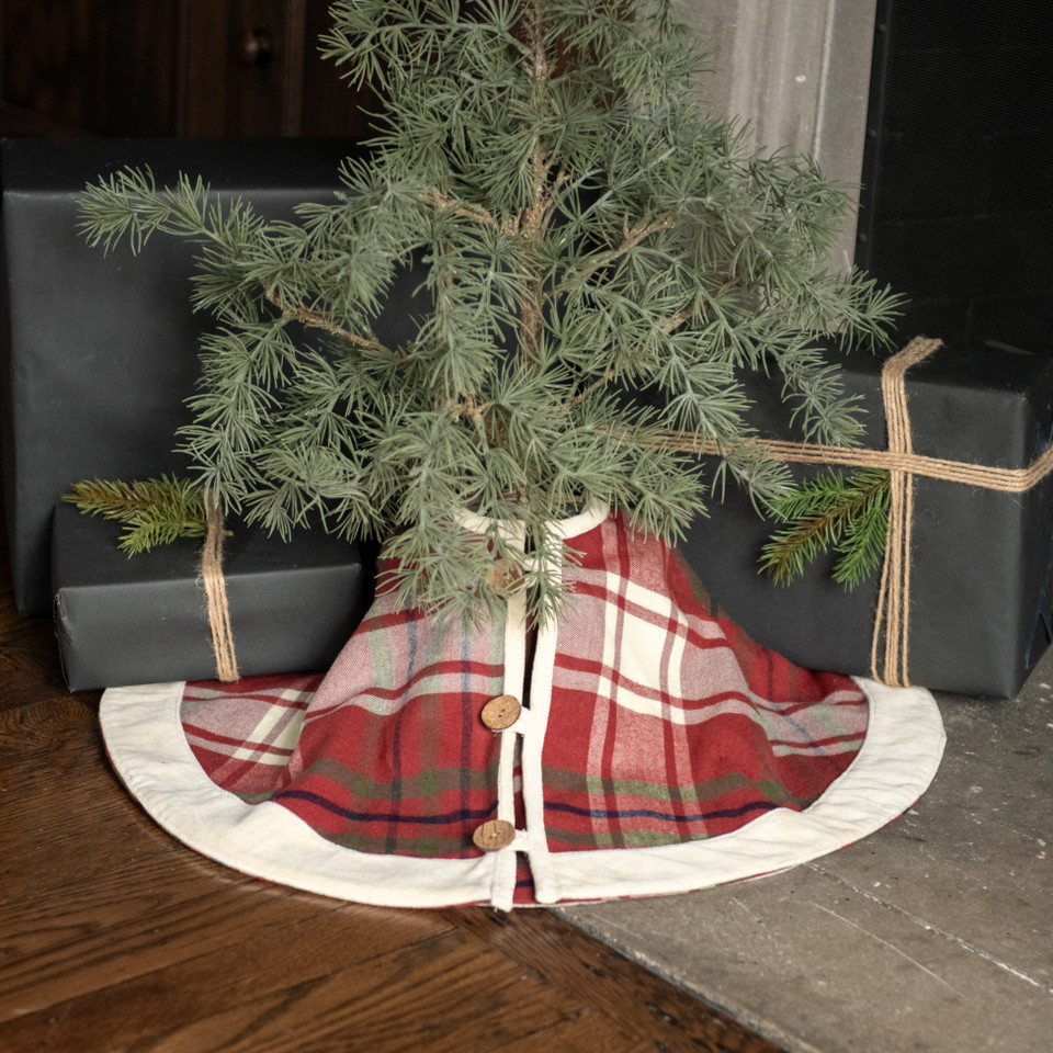 28" RED PLAID TREE SKIRT