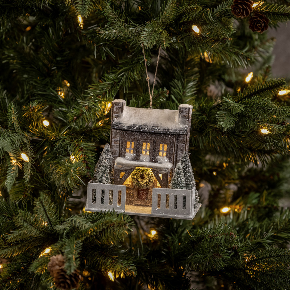 CABIN W/ PORCH ORNAMENT