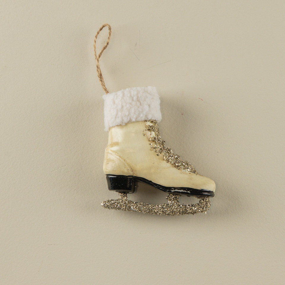 WHITE ICE SKATE W/ SILVER GLITTER ORNAMENT