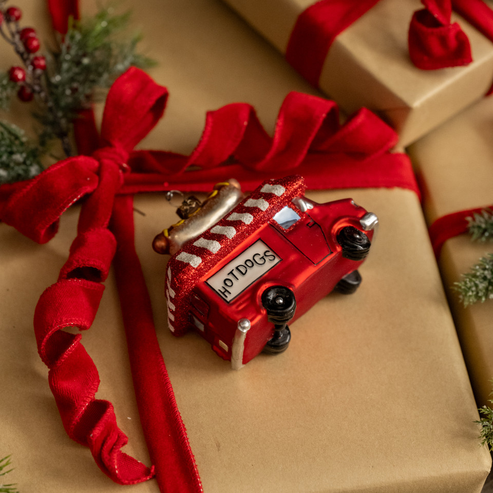 HOT DOG TRUCK ORNAMENT