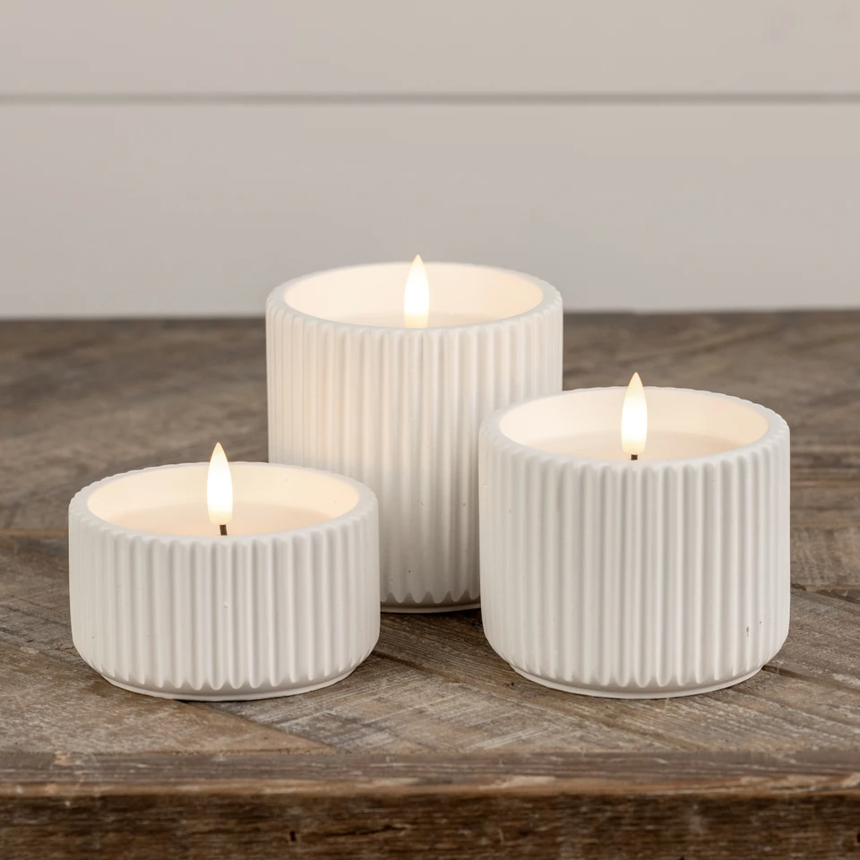 3.25" - 3D FLAME RIBBED CEMENT CANDLE