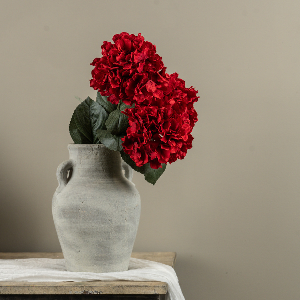 28" RED HYDRANGEA STEM