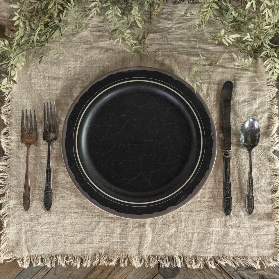BLACK CRACKLE PLATE