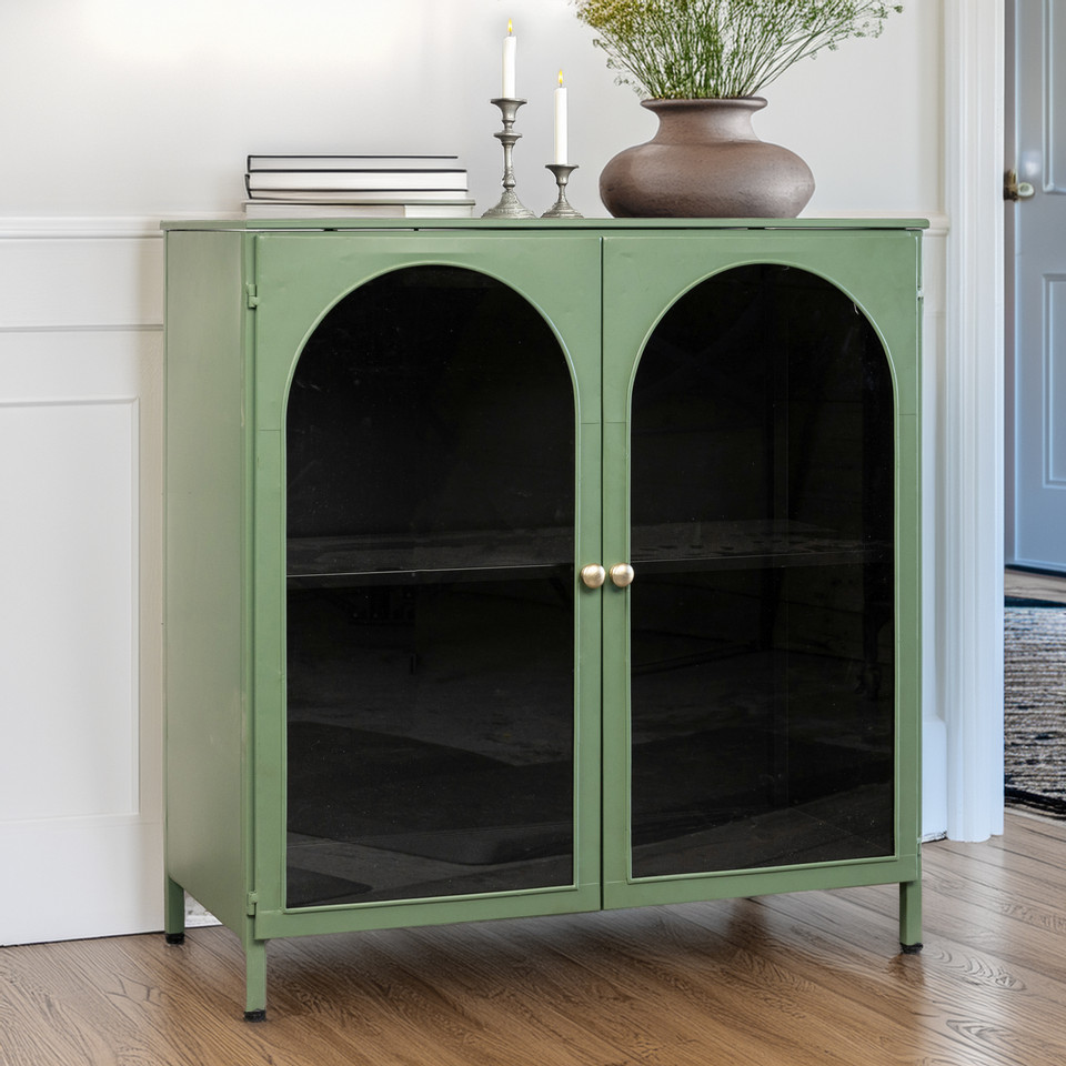 GREEN TWO DOOR METAL CABINET*