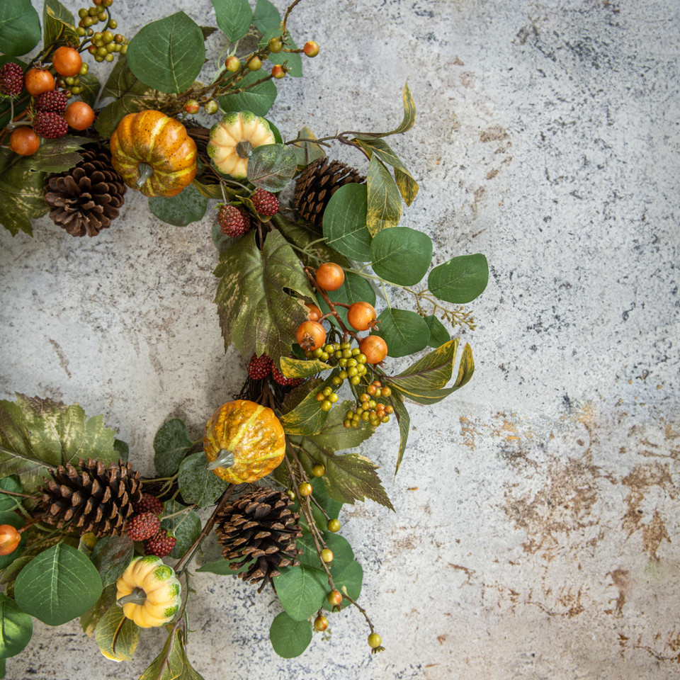 24" MIXED GOURD & RASPBERRY WREATH