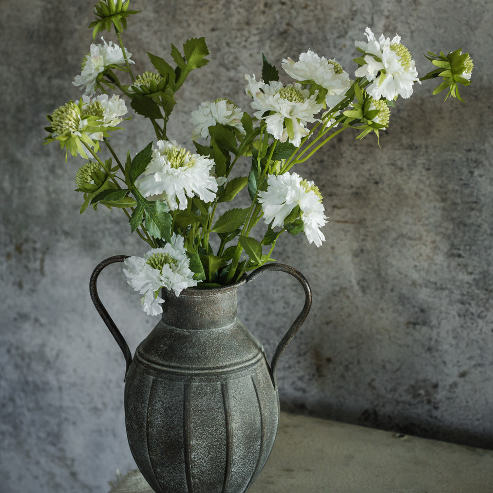 30" WHITE SCABIOSA SPRAY