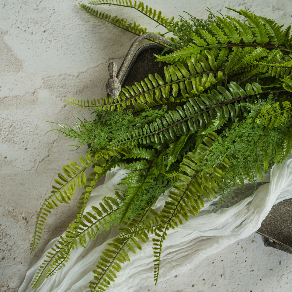 32" LACEY FERN HANGING BUSH