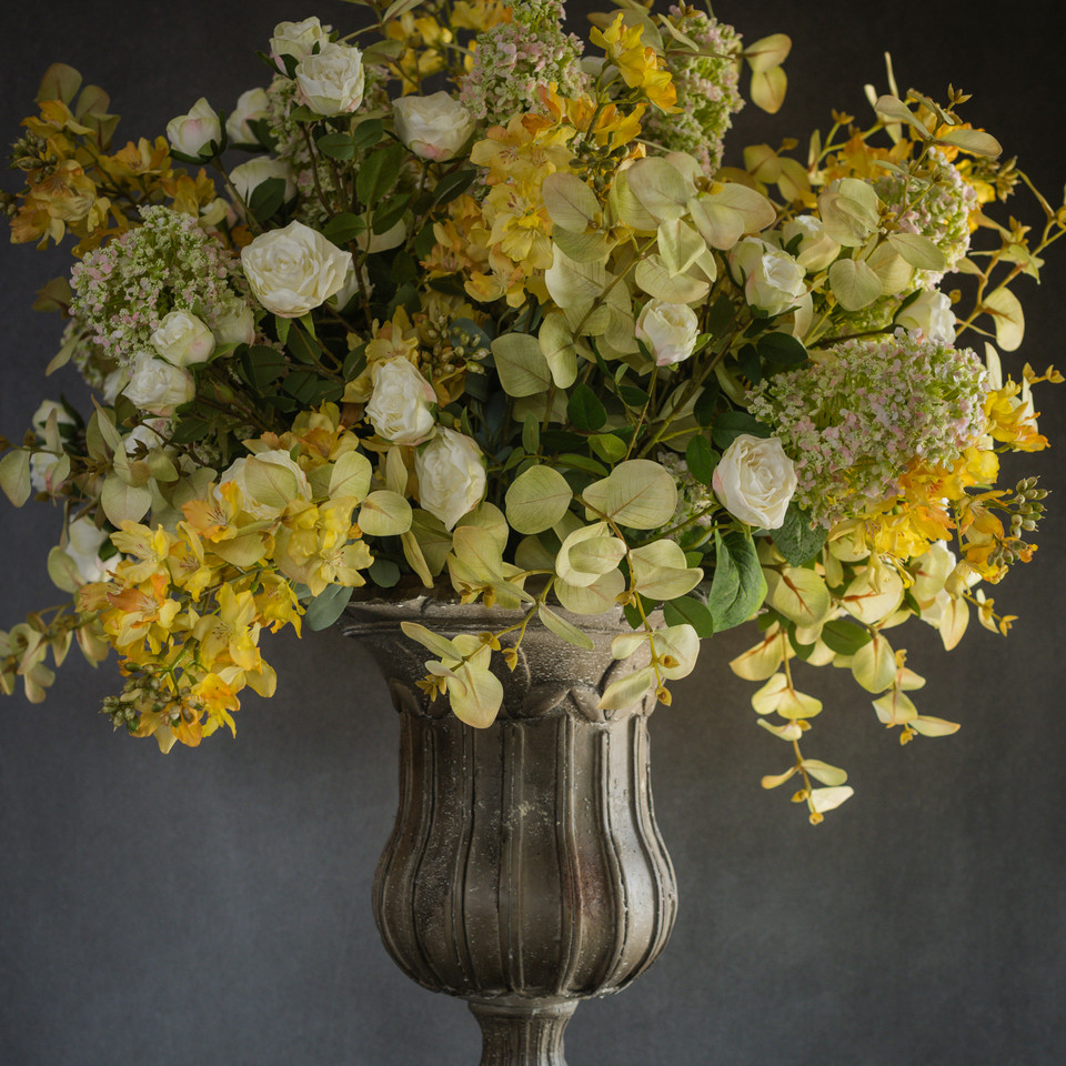 33" PALE GREEN EUCALYPTUS SPRAY