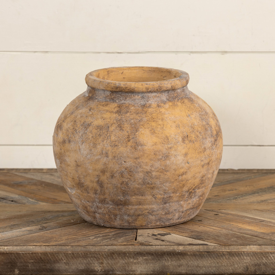 9.25" VINTAGE CLAY TERRACOTTA PLANTER