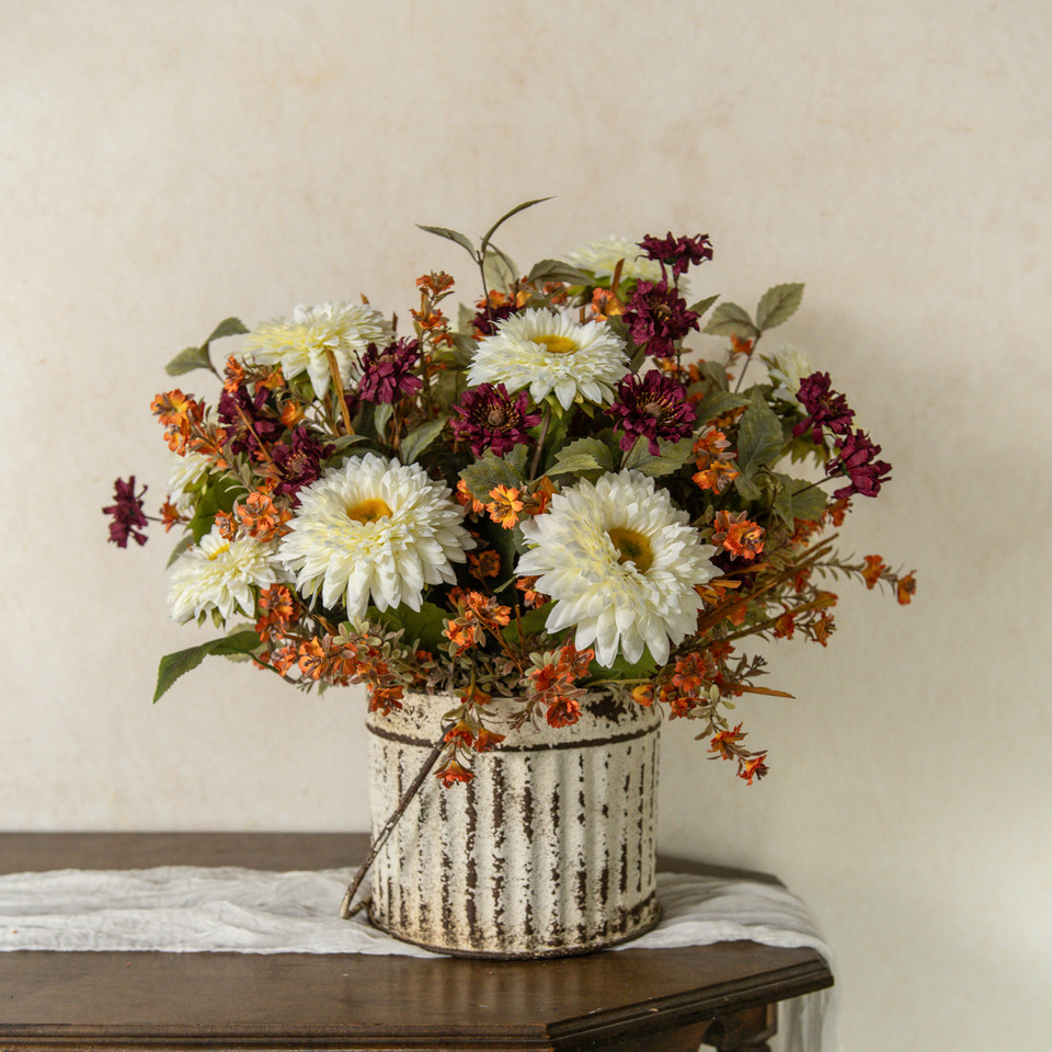 34" BURGUNDY DAISY SPRAY