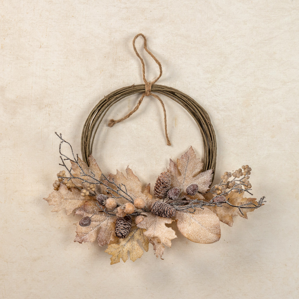 18" FROSTED WOODLAND LEAF WREATH