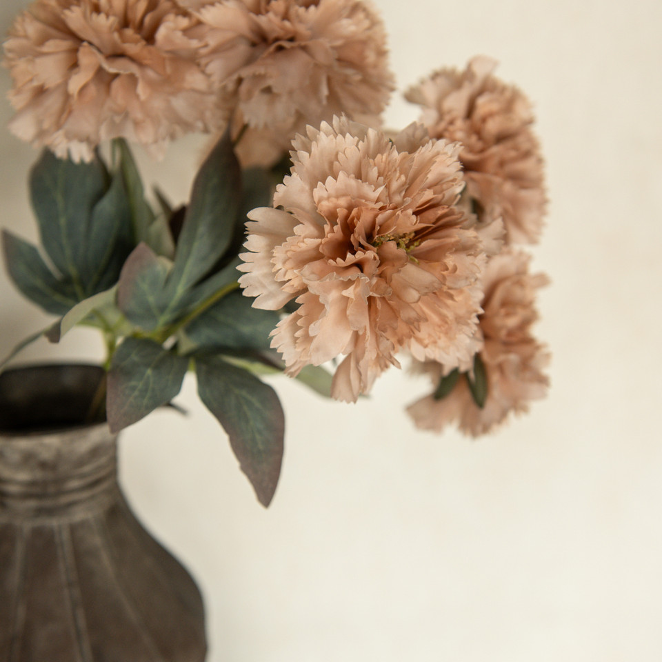 16.5" BEIGE CARNATION BUSH