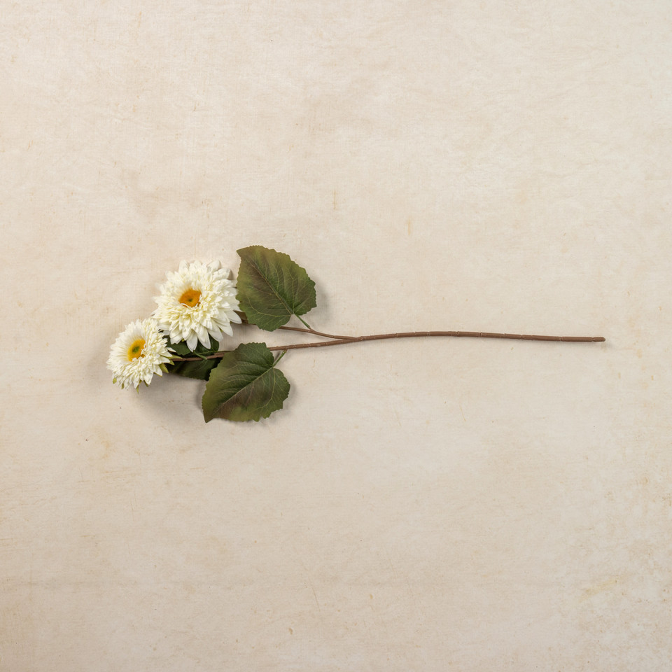 26" WHITE MUM SPRAY