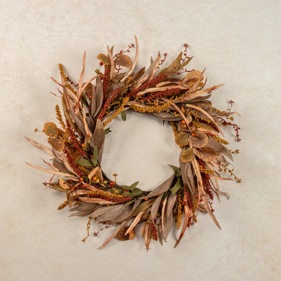 22" MIXED HEATHER WREATH W/ BERRIES