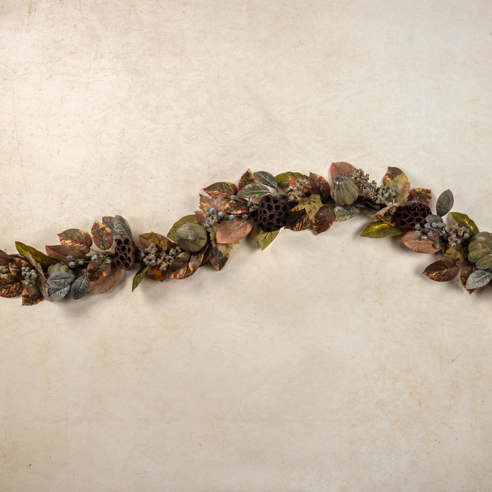 6' GREEN BERRY, GOURD & LOTUS POD GARLAND