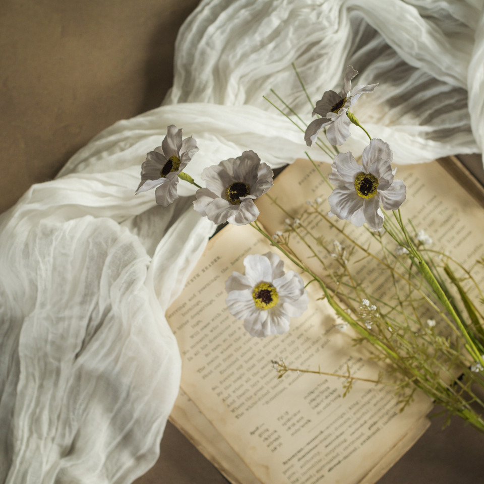 22" GREY WILDFLOWER SPRAY