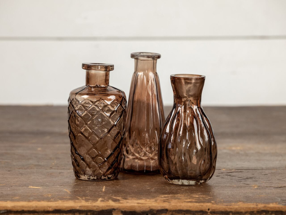 4.5" AMBER GLASS BUD VASE