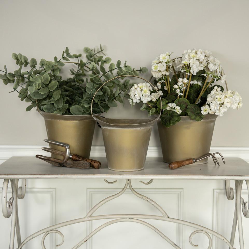 SET/ 3 GOLD SLOPE BUCKETS