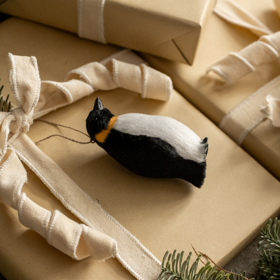PENGUIN ORNAMENT