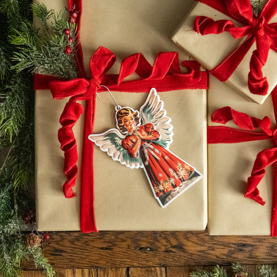 PRAYING ANGEL ORNAMENT
