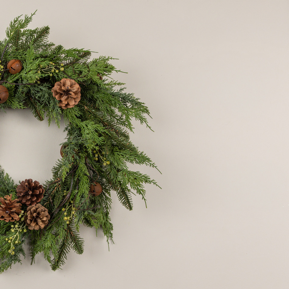 24" SOFT TOUCH PINE & CEDAR W/ AGED BELLS WREATH