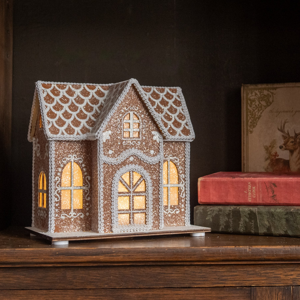 8" LIGHTED GINGERBREAD MANOR