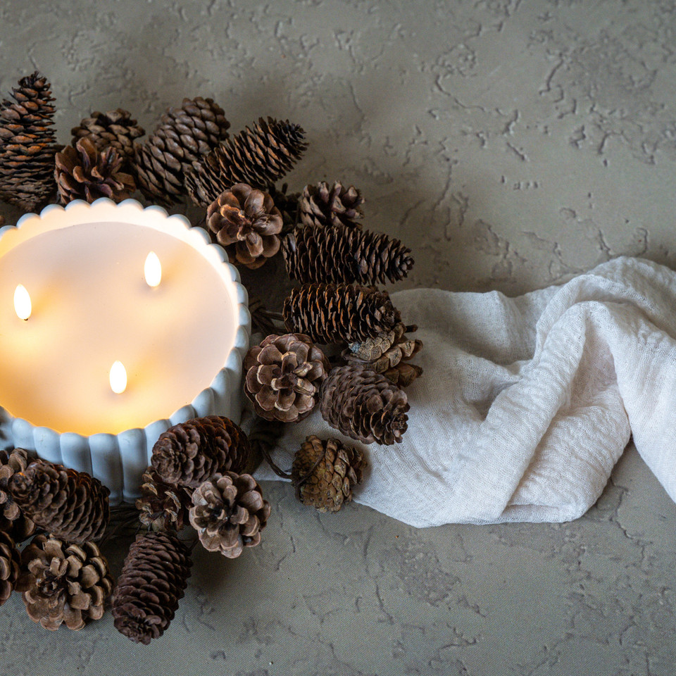 14" PINECONE CANDLE RING