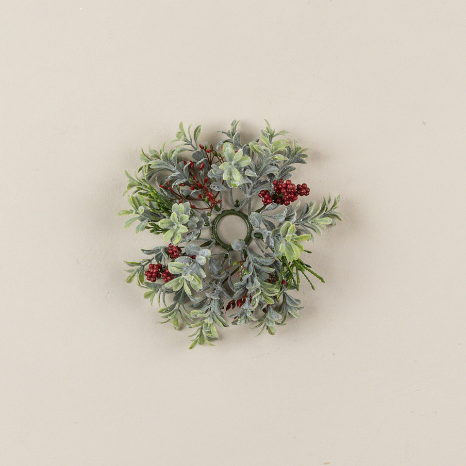 6.5" BOXWOOD & BERRY TAPER CANDLE RING