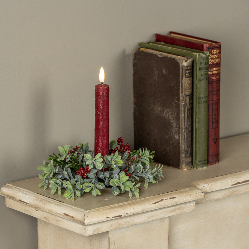 6.5" BOXWOOD & BERRY TAPER CANDLE RING