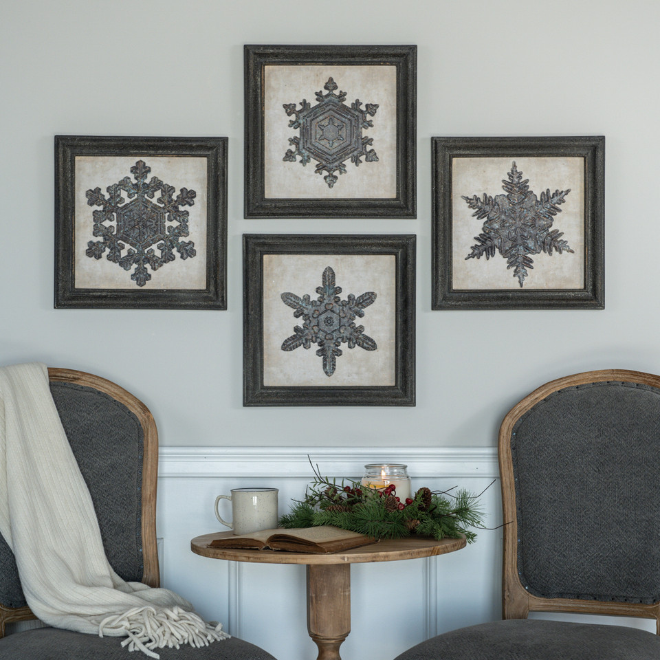 FRAMED CRYSTAL SNOWFLAKE